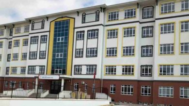 Emine Işınsu Anadolu Lisesi Yorumları